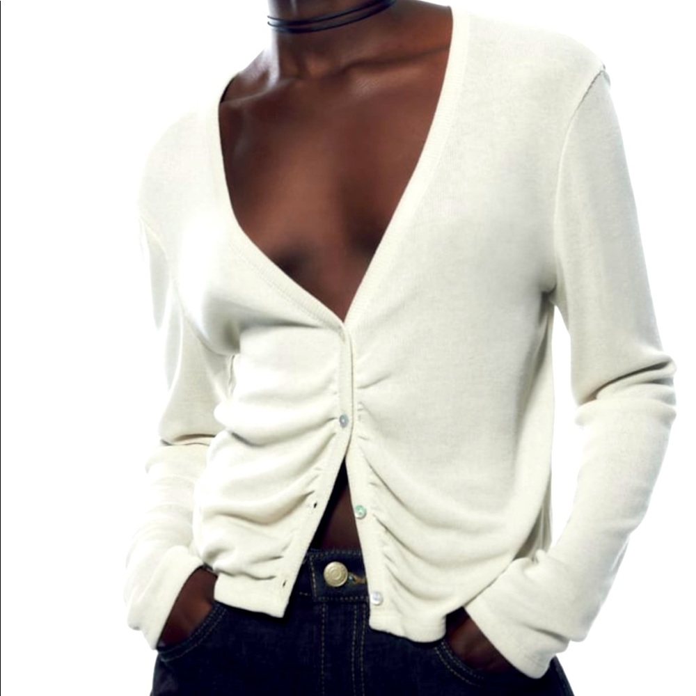 Zara NWT Buttoned Rushed Jacket